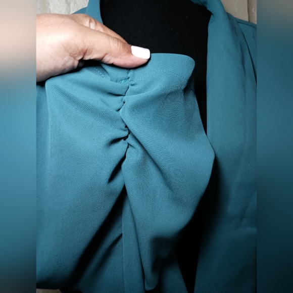 Bloomchic Lightweight Blazer Size 30 - Picture 6 of 10